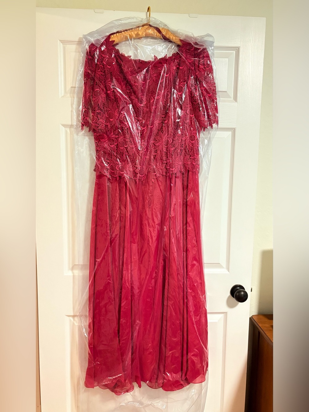 Red Lace Bodice Chiffon Dress!